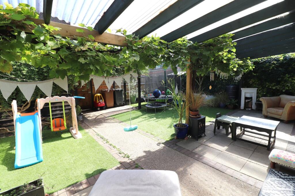 House in Stevenage, St Nicholas - View 5