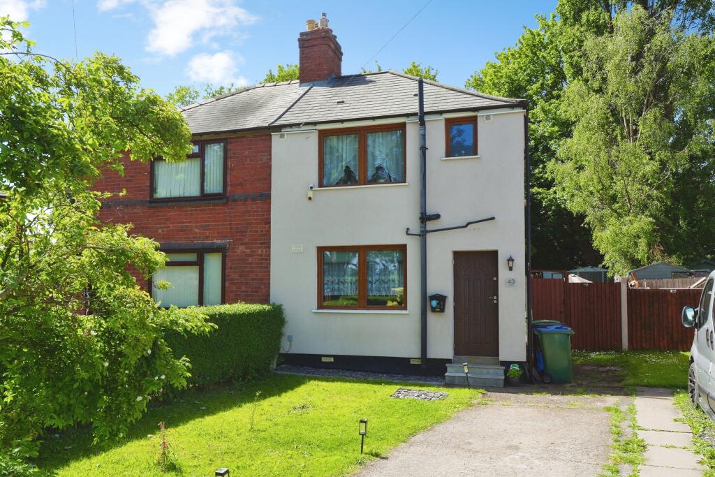 Greenwood Avenue, Rowley Regis, B65
