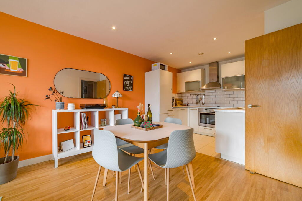 Apartment in Manchester, Greater Manchester - More