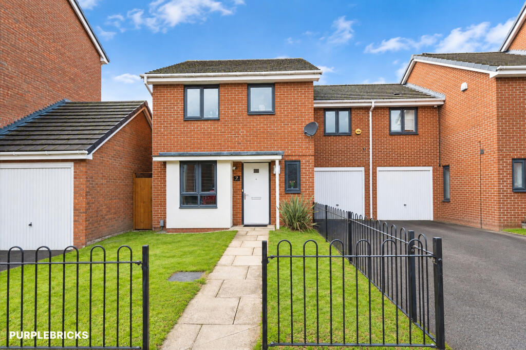 4-bed semi-detached on 7, Mullion Drive, Bilston, WV14, £295,000