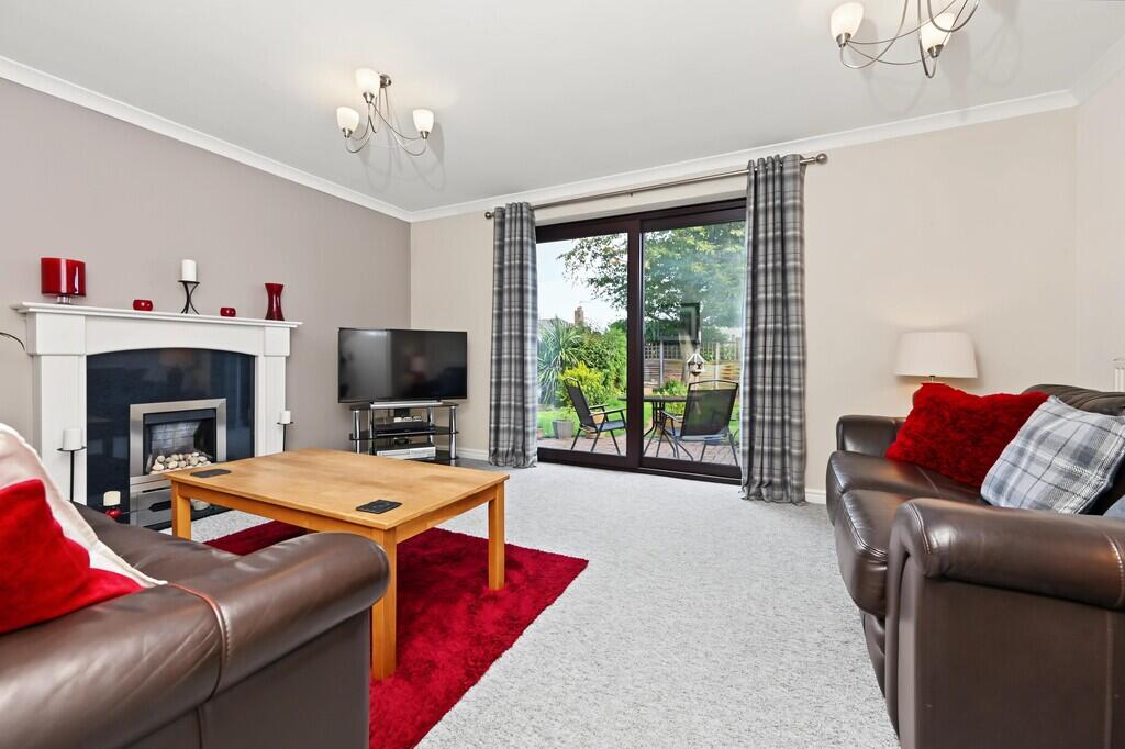 House in Stoke-on-Trent - View 2