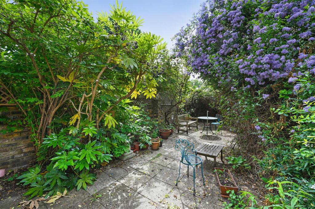 Main image of property: Sterndale Road, London W14