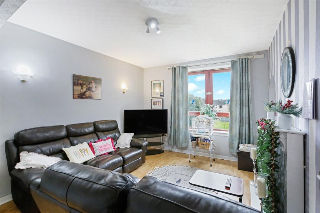 Apartment in Glasgow, The Drives, Dennistoun - View 4