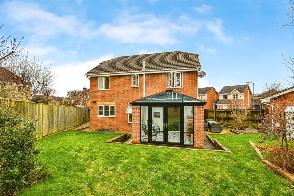 Shoscombe Gardens, Frome image 3