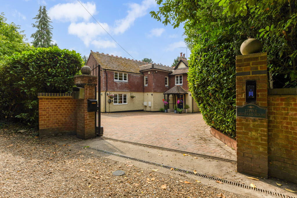 Main image of property: Headley Fields, Headley, GU35