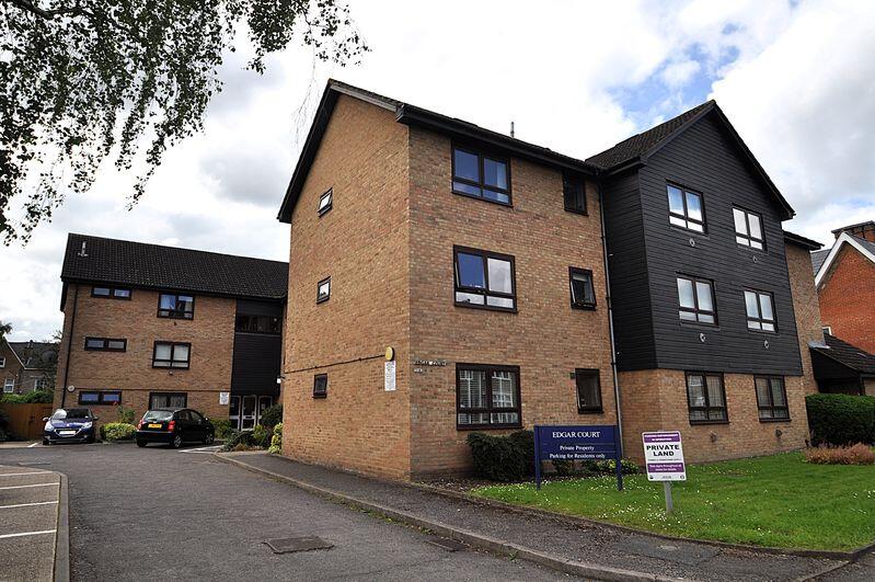 Main image of property: "THE GROVES" RETIREMENT FLAT (OVER 60s ONLY)  NEW MALDEN