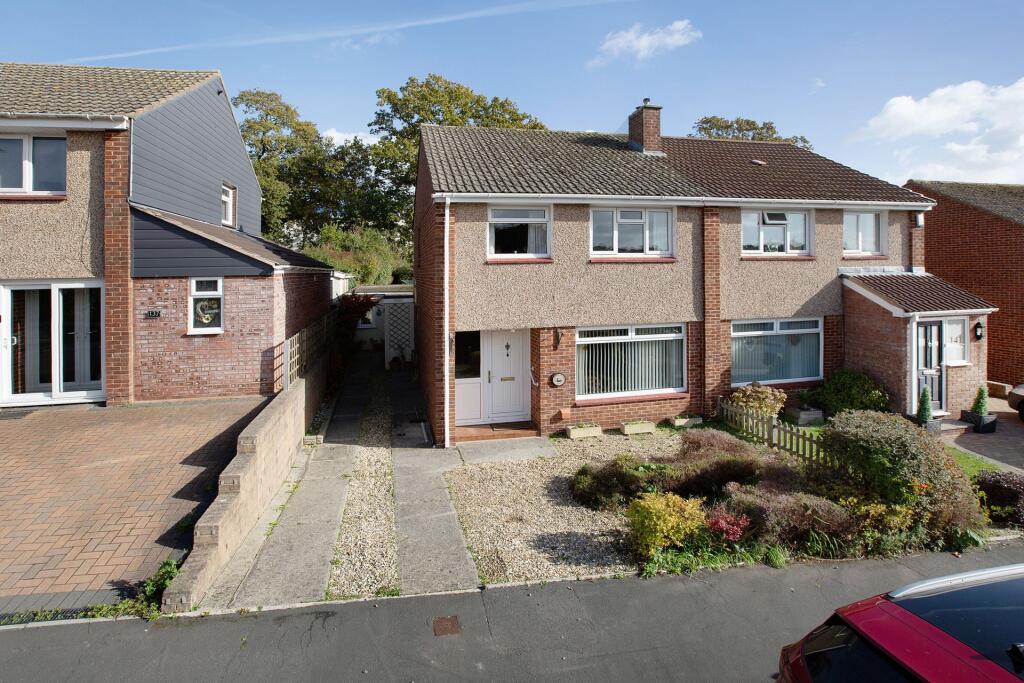 3-bed semi-detached on Kingsdown Crescent, Dawlish, EX7, £280,000
