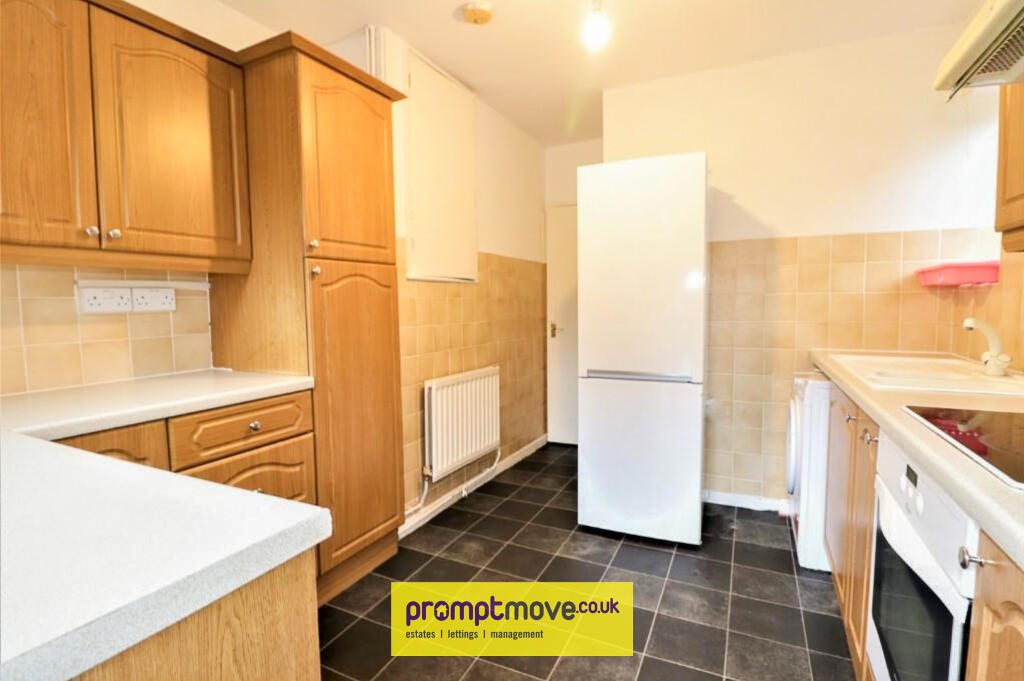 House in Luton - View 5
