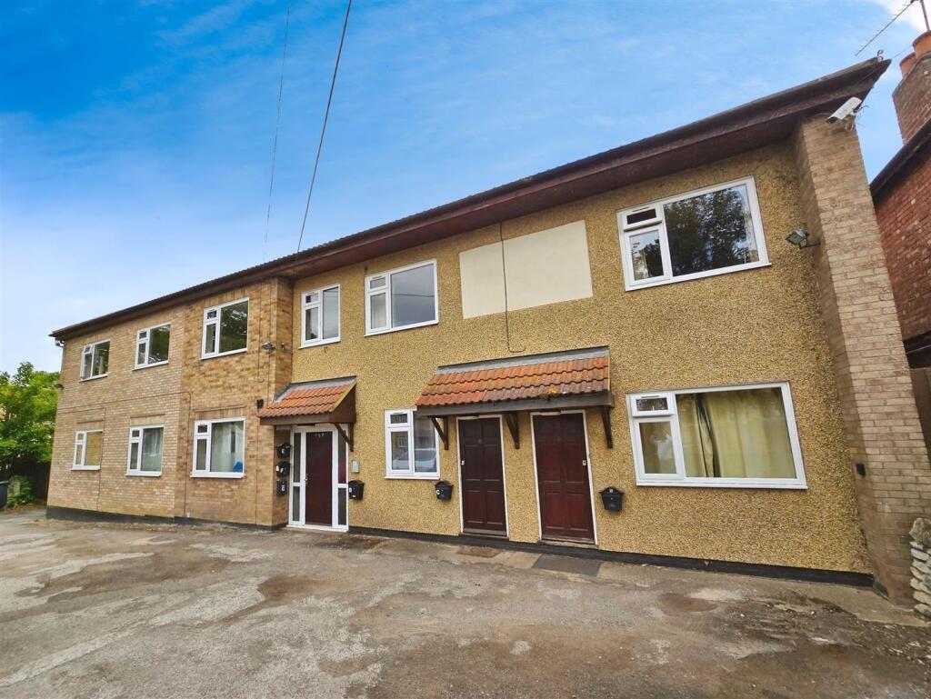 Main image of property: High Street, Irthlingborough, Northants