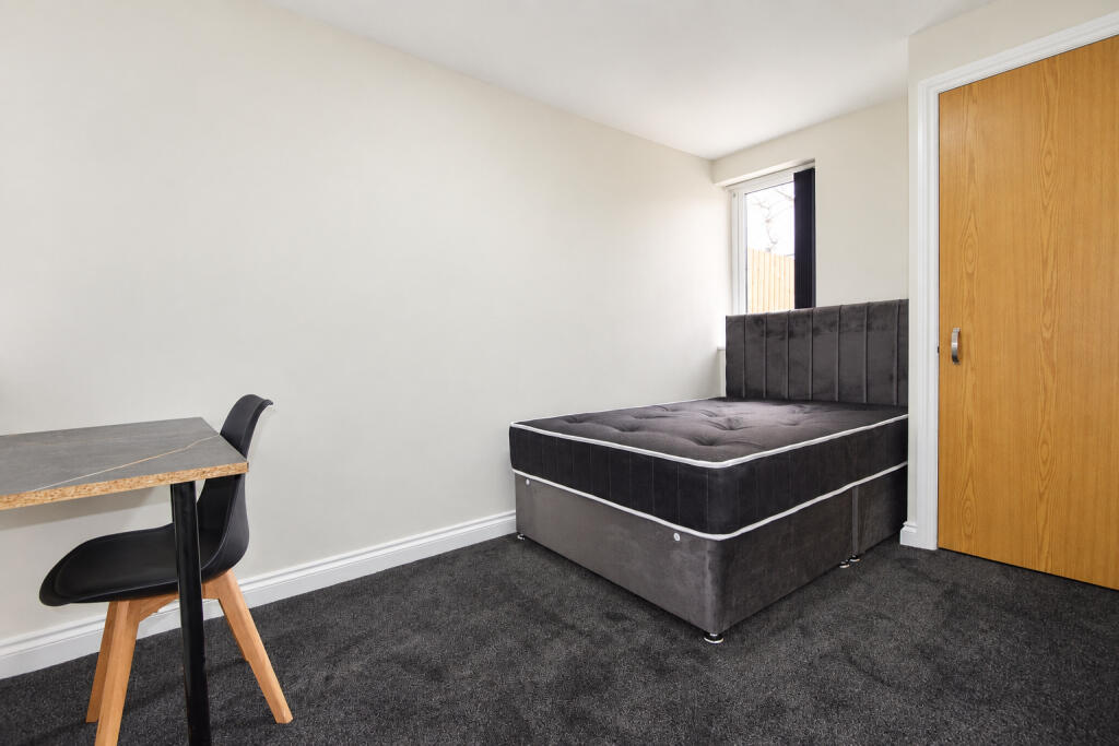 House in Cardiff, Maindy, Cathays - View 5