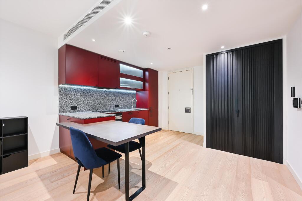 Apartment in London - More
