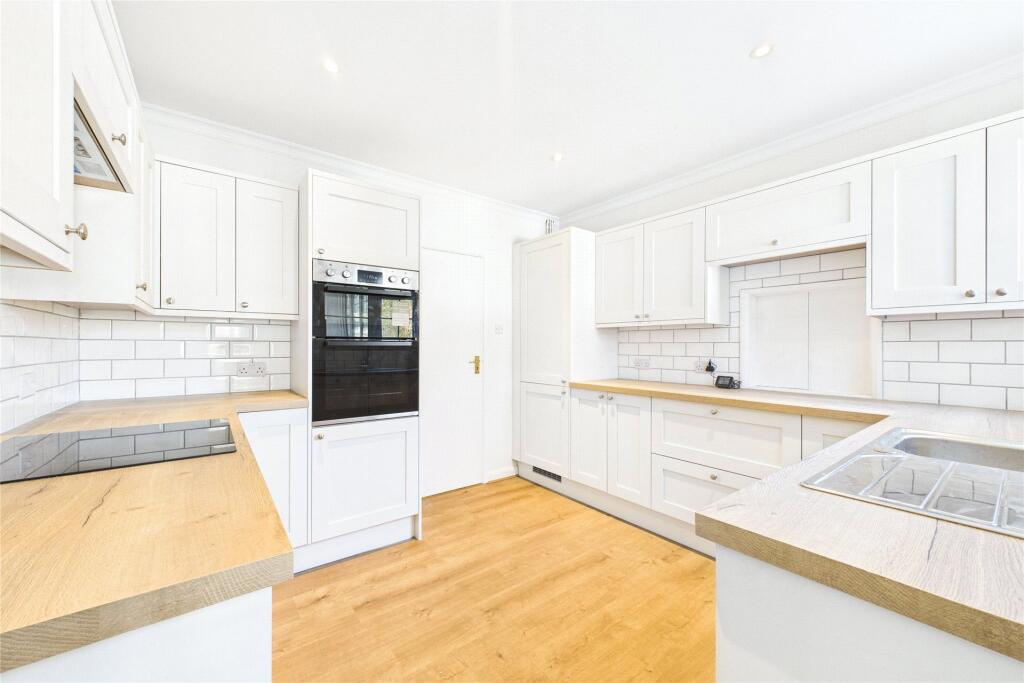 House in Reading - View 2