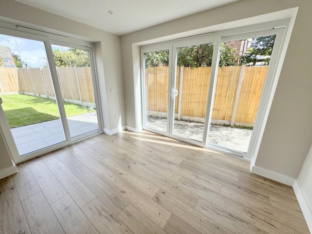 The Crossways, Upton, Poole, BH16 photo 5