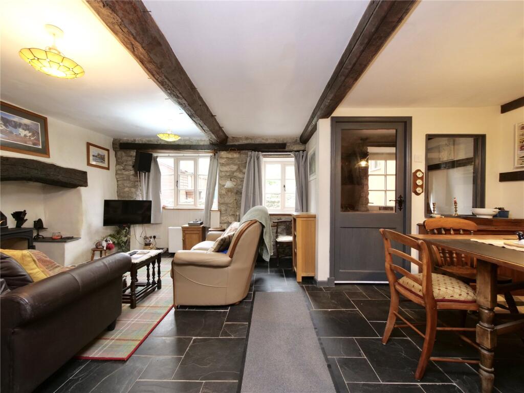 Additional image 4 of Characterful Three-Bedroom Cottage in the Heart of Shepton Mallet