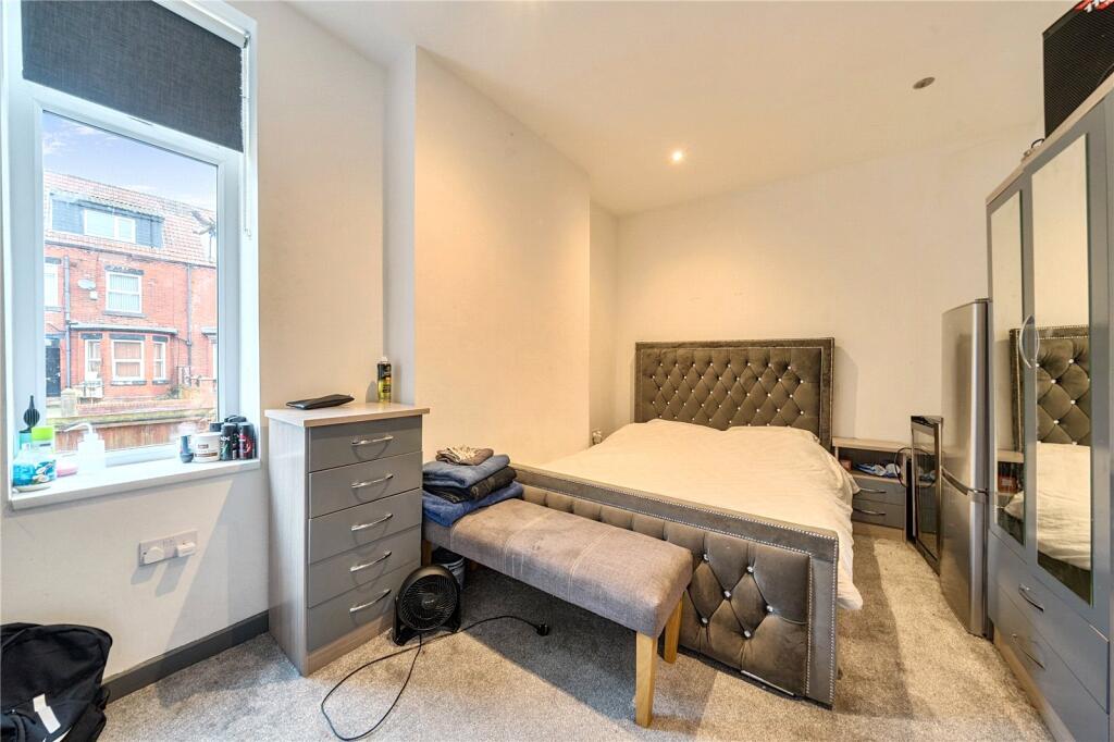 House in Manchester, Greater Manchester - More