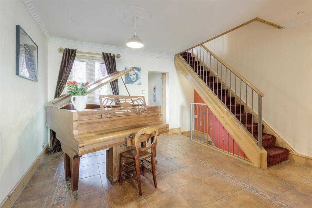 House in Northampton - View 3