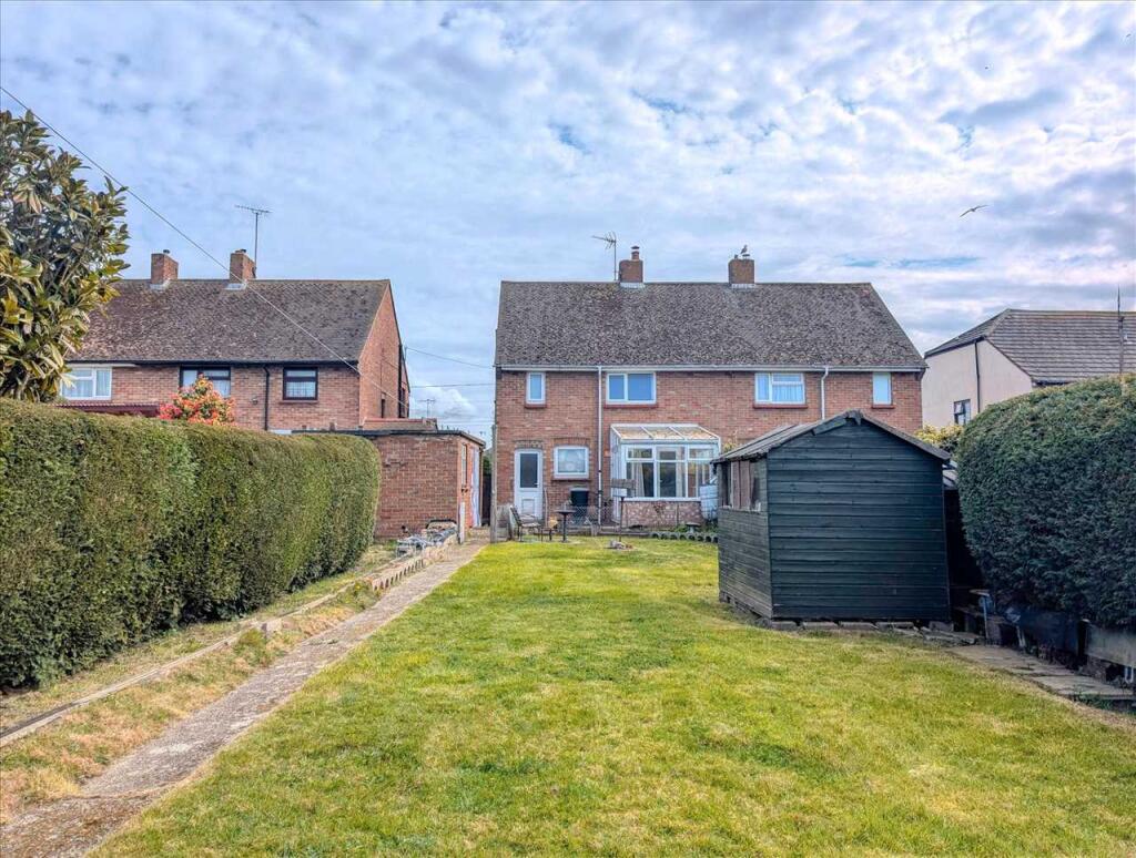 Chapel Road, Brightlingsea photo 2