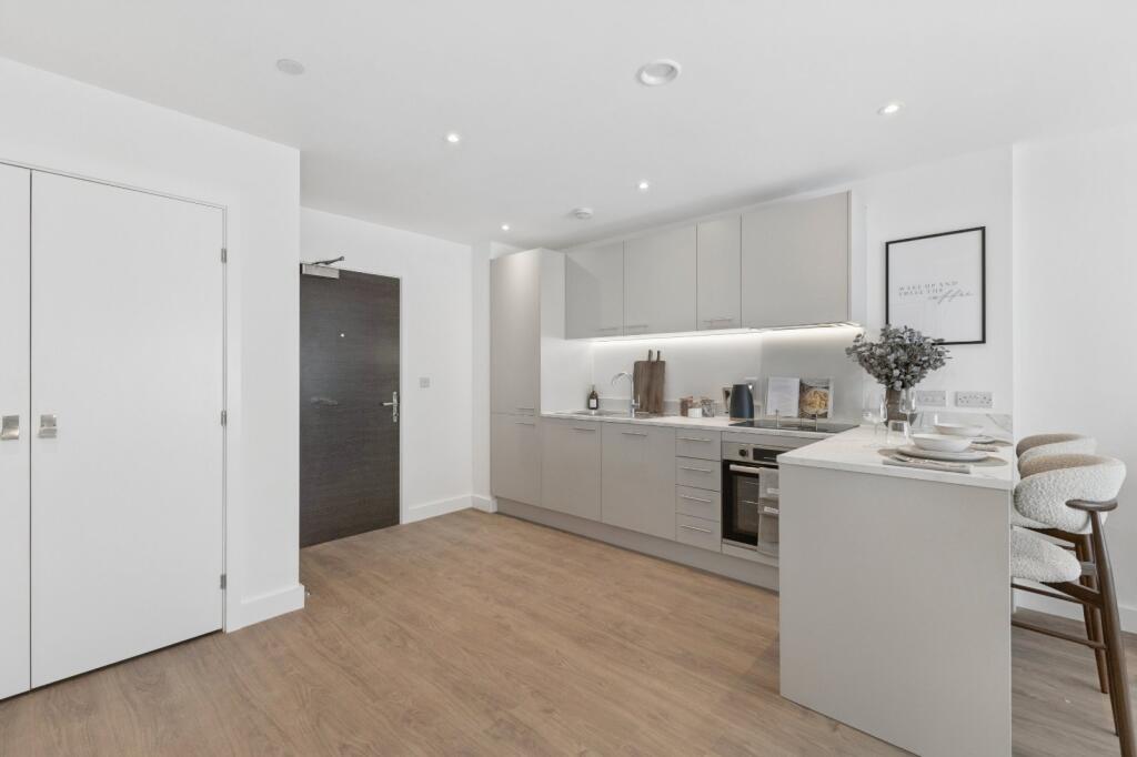 Apartment in Stevenage, Hertfordshire - More
