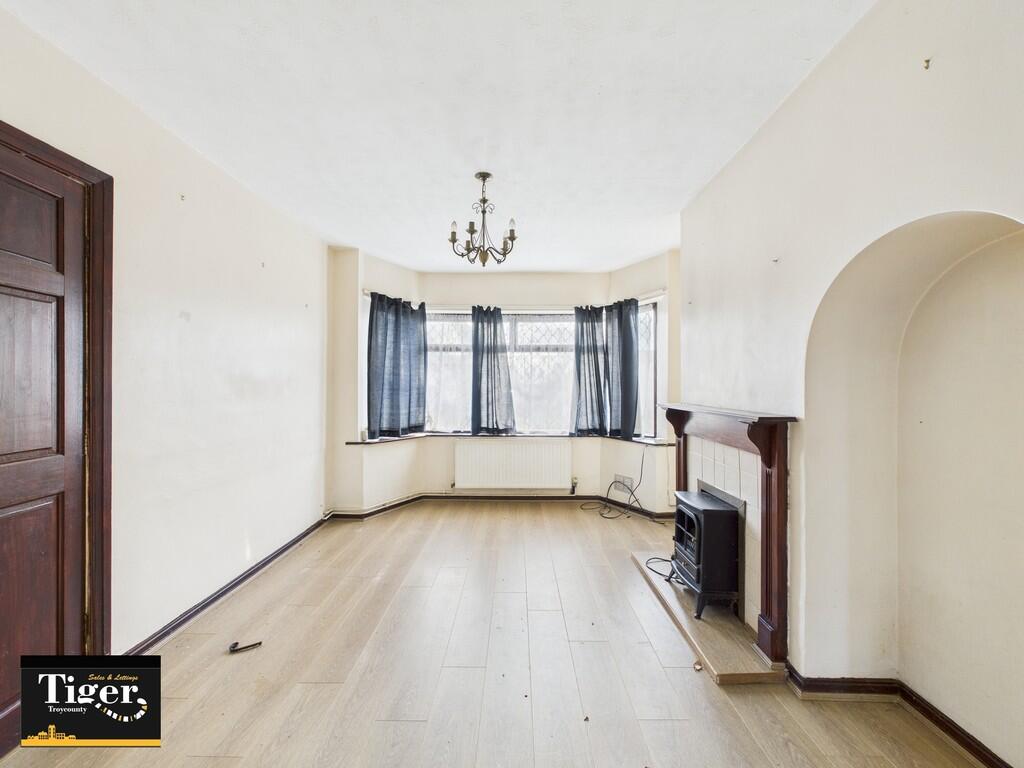 Crofton Avenue, Bispham photo 3