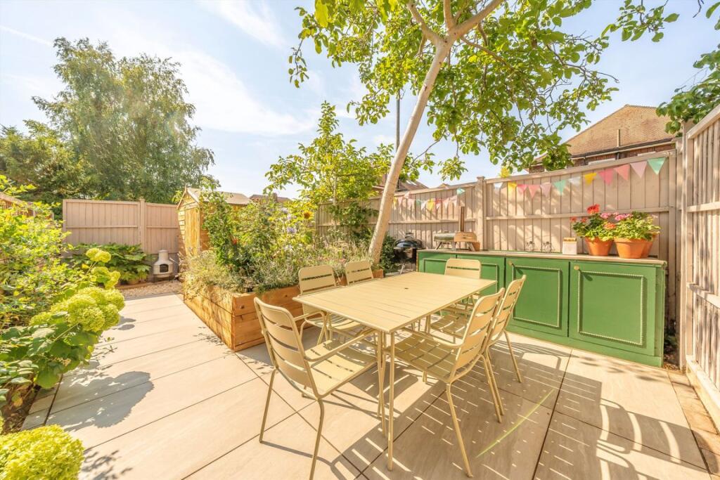 Apartment in London - View 4