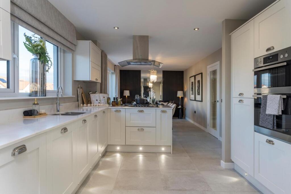 Main image of property: Oatslie Road,
Auchendinny,
Penicuik,
Midlothian,
EH26 0QZ