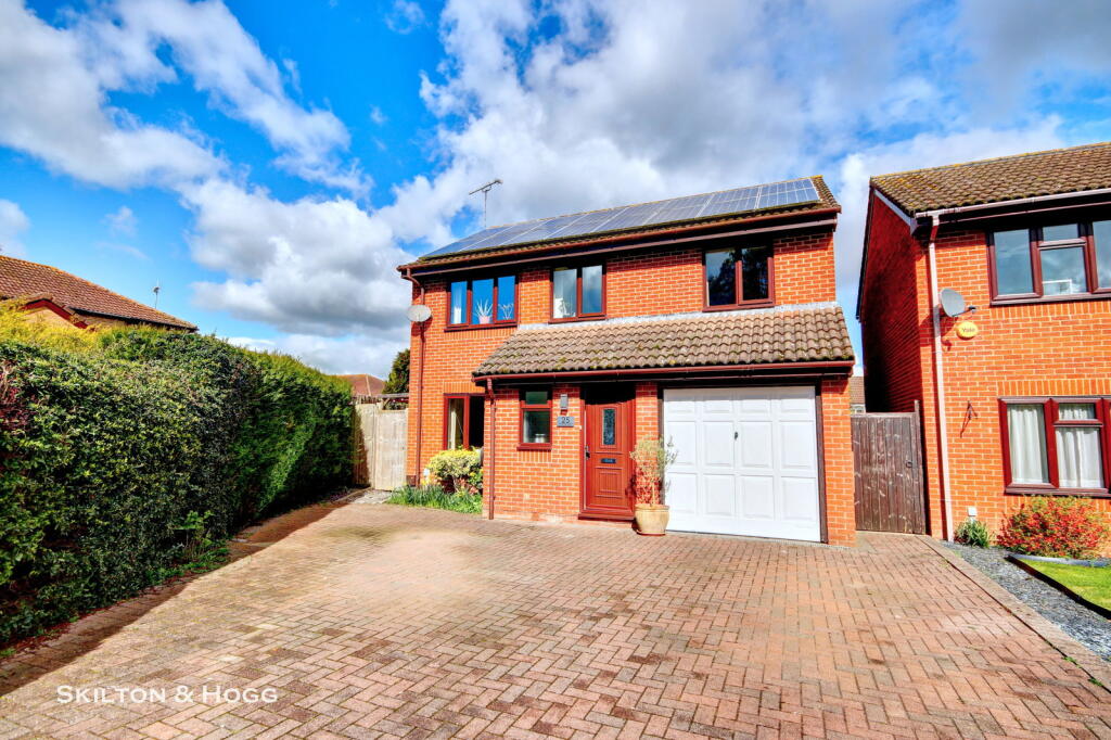 Main image of property: Worcester Way, Daventry, NN11 4TY