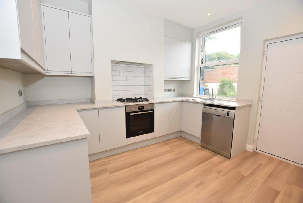 House in Chesterfield, Boythorpe - View 3