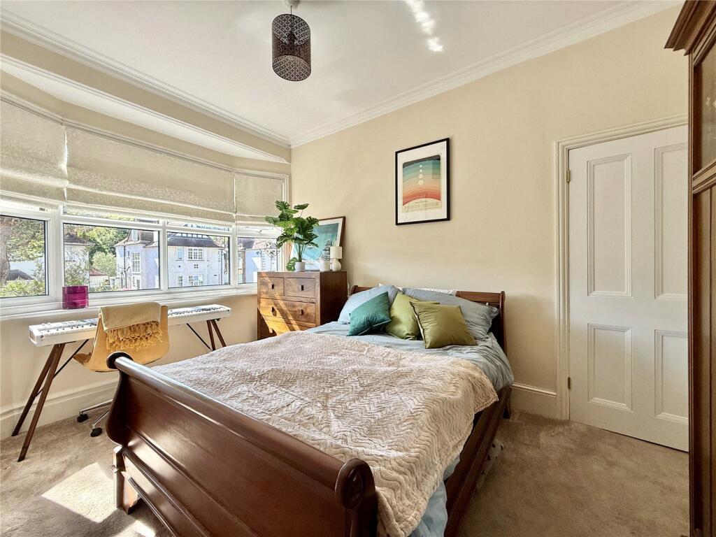 House in Brighton - View 5