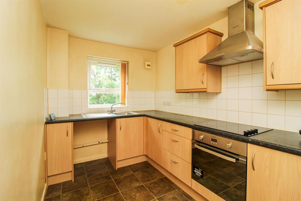 Howden Way, Eastmoor, Wakefield photo 4