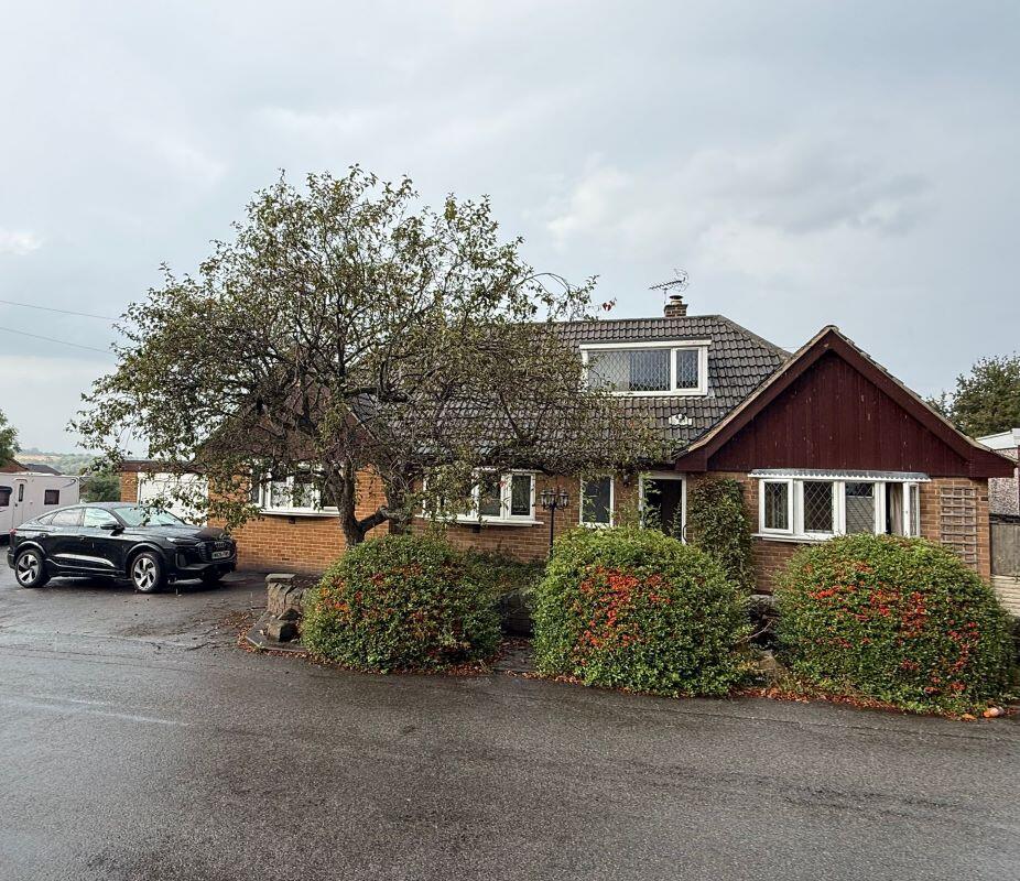 Main image of property: Lowry View, 35 Laceyfields Road, Heanor, Derbyshire, DE75 7HJ