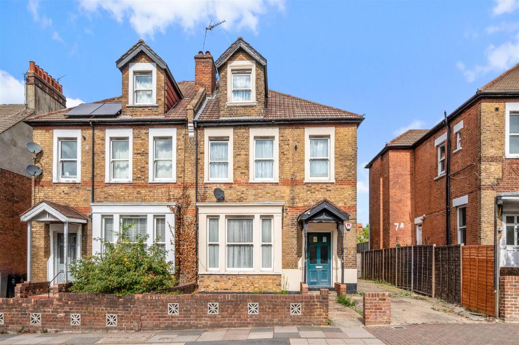 Main image of property: St Pauls Avenue, London