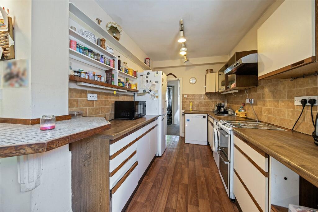 House in Twickenham - View 5