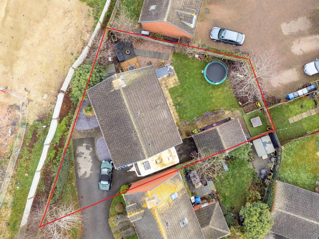 Buttercup Road, Desborough, Kettering - View 2