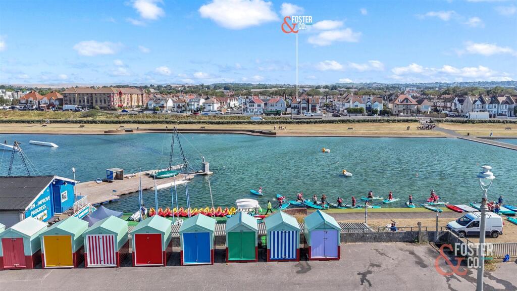 Apartment in Hove, Aldrington - View 4