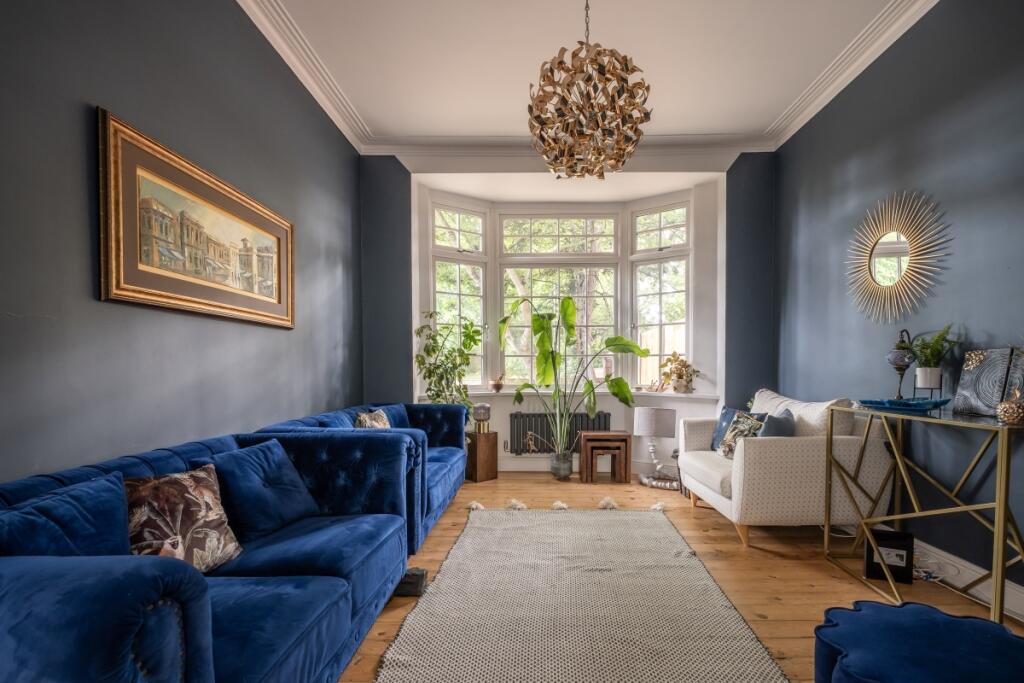 Main image of property: The Avenue Twickenham TW1