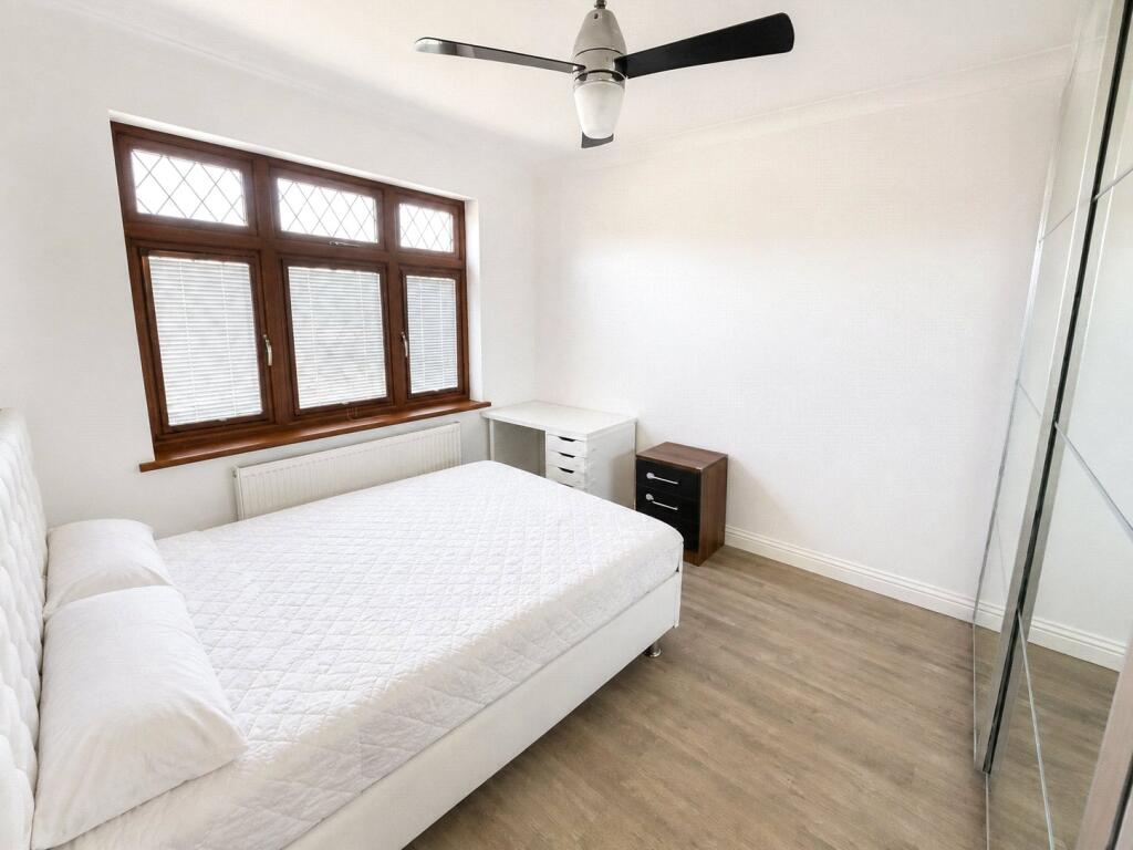 House in Southall - View 5
