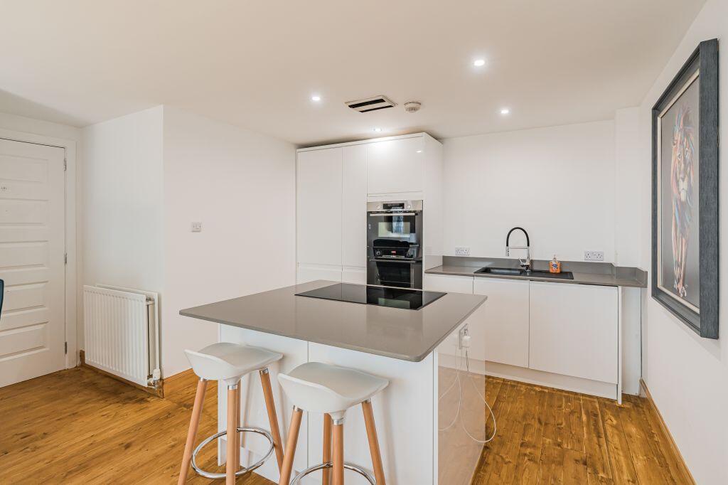 Apartment in Edinburgh - View 4
