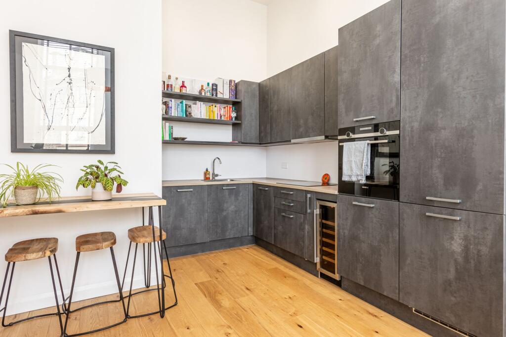Apartment in Glasgow - More