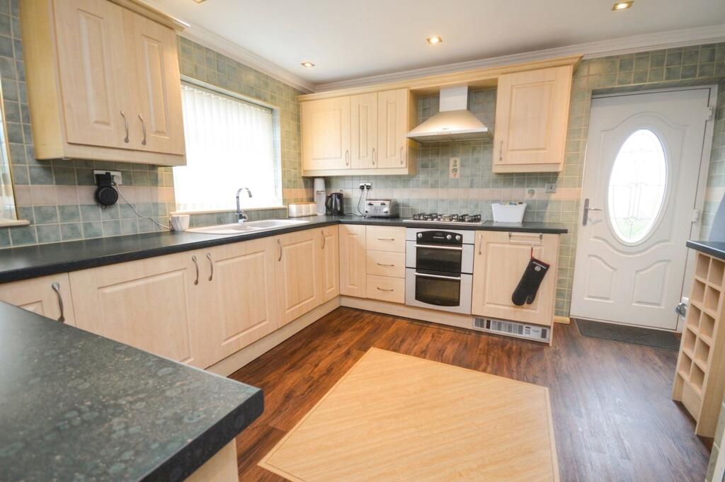 House in Rotherham, Kimberworth - More