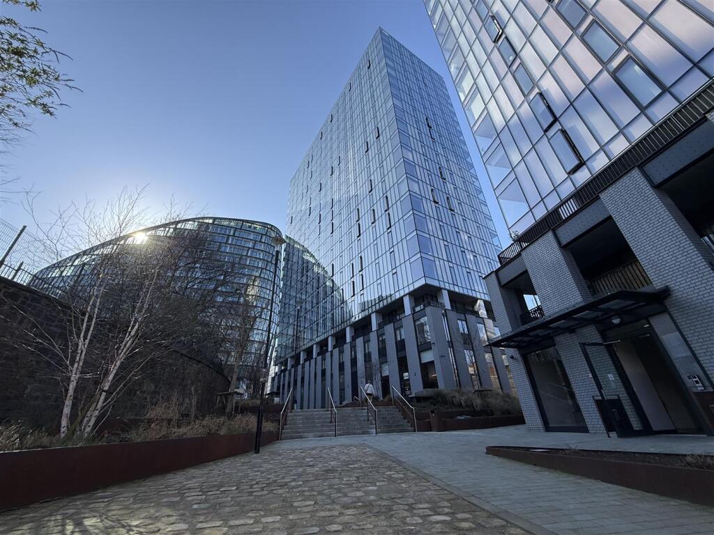 Main image of property: The Gate, 21 Aspin Lane, Manchester