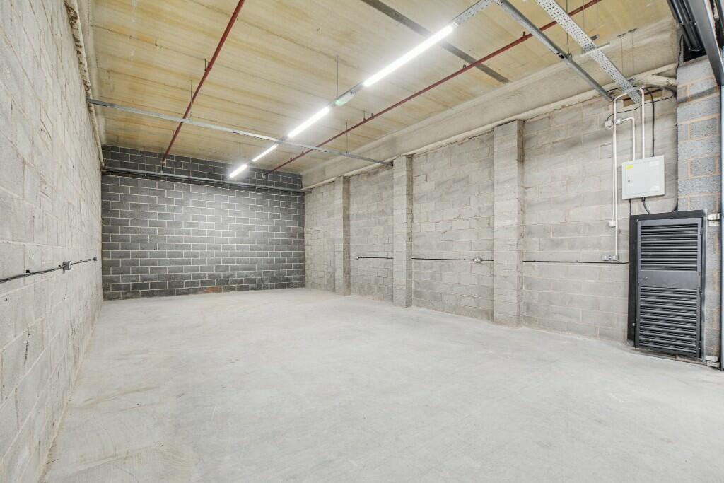 Unit