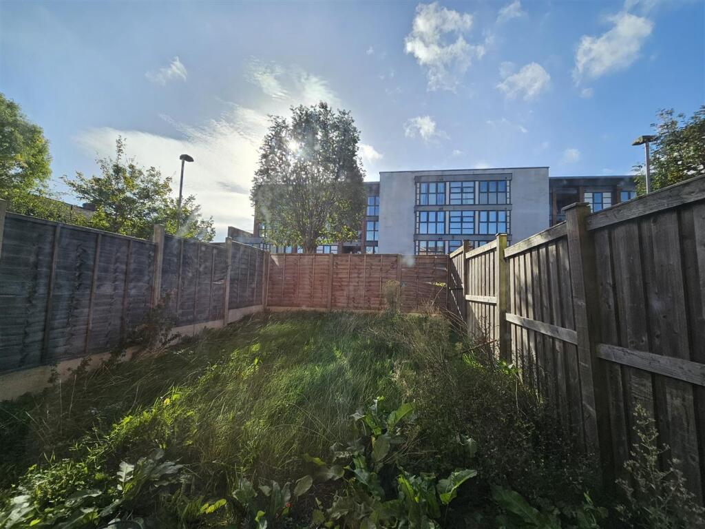 Property photo 8