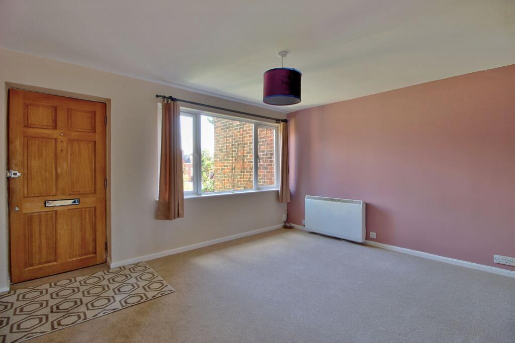 Ellison Way, Wokingham - View 5