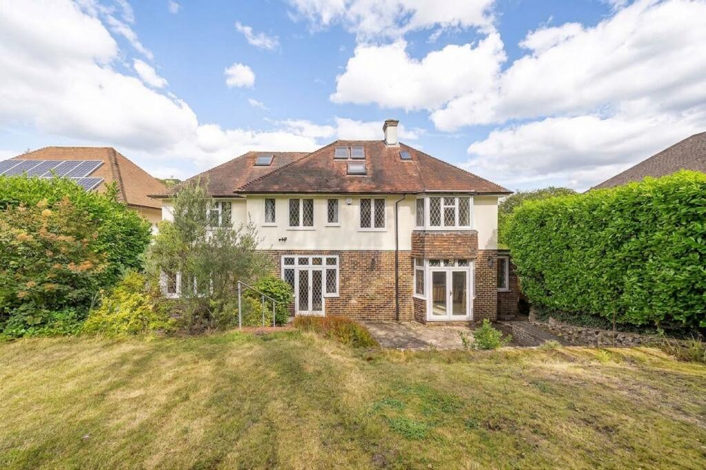 House in London - View 3