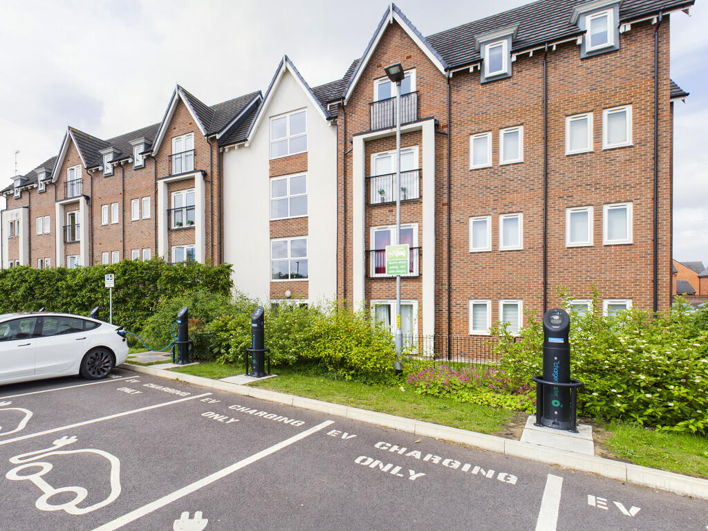 Main image of property: Rose Creek Gardens, Great Sankey, Warrington, WA5