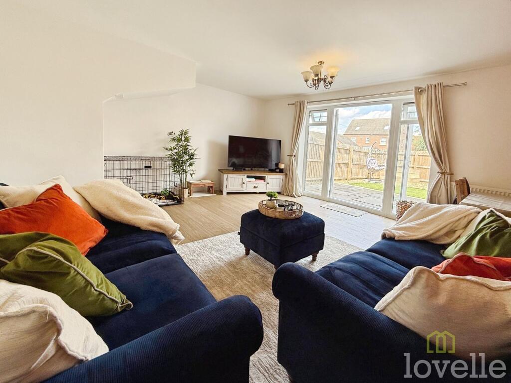 Severus Crescent, North Hykeham, LN6 photo 4