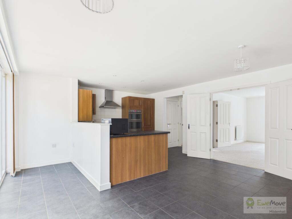 House in Ipswich - View 3