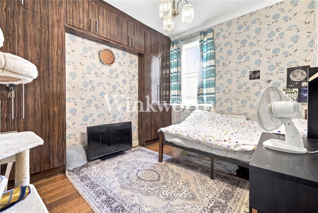 Apartment in London - View 3