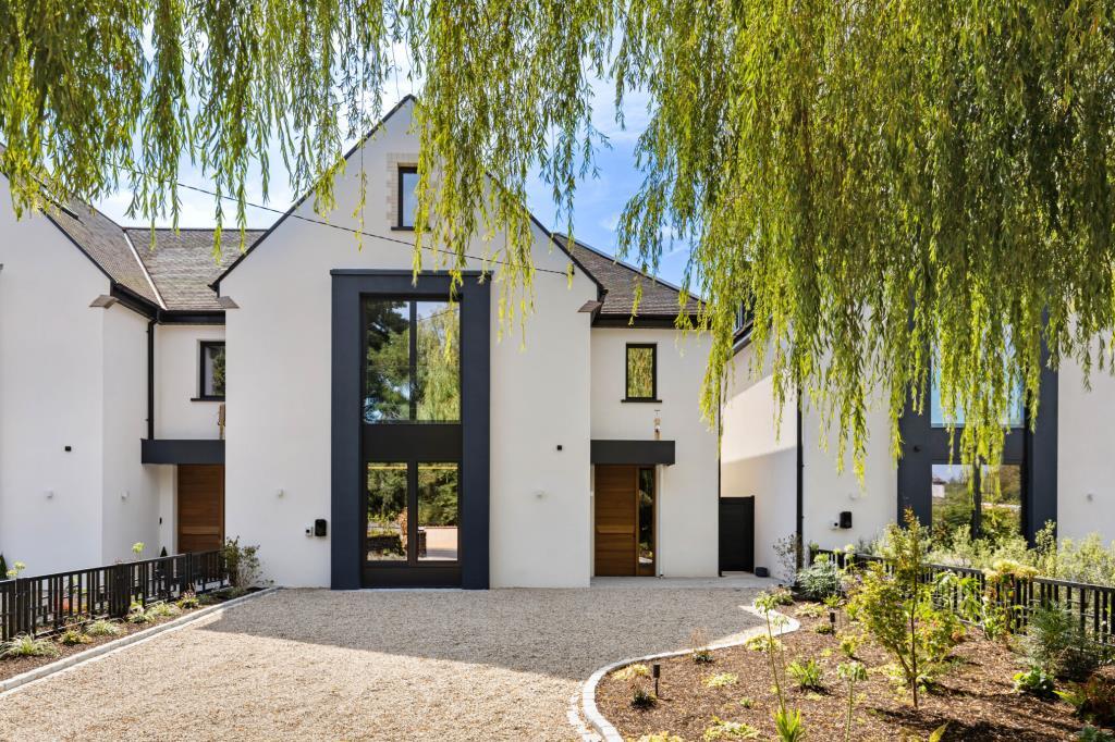 Main image of property: Brocán, 10b Green Park, Rathgar, Dublin 14, D14 C6T4