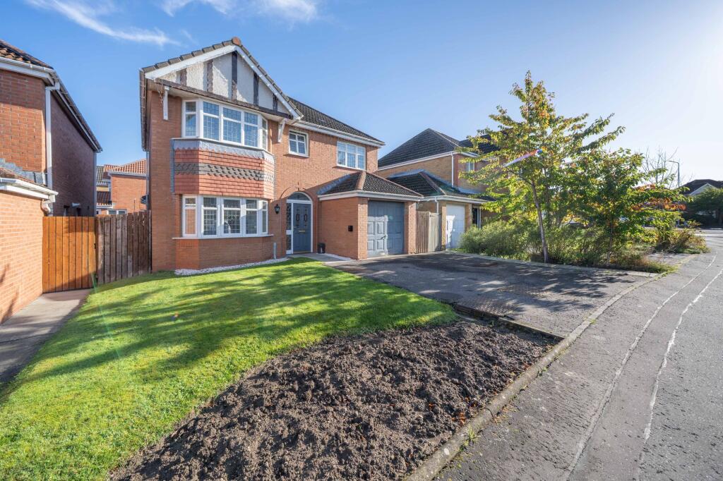 House in Dunfermline, Masterton - More